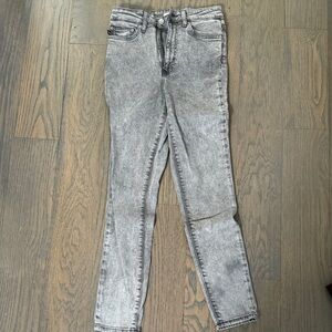 Lovers + Friends Grey Acid-Wash Skinny Jeans